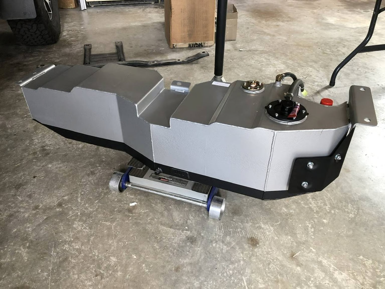 LRA - Jeep Wrangler JLU – 17 Gallon Auxiliary