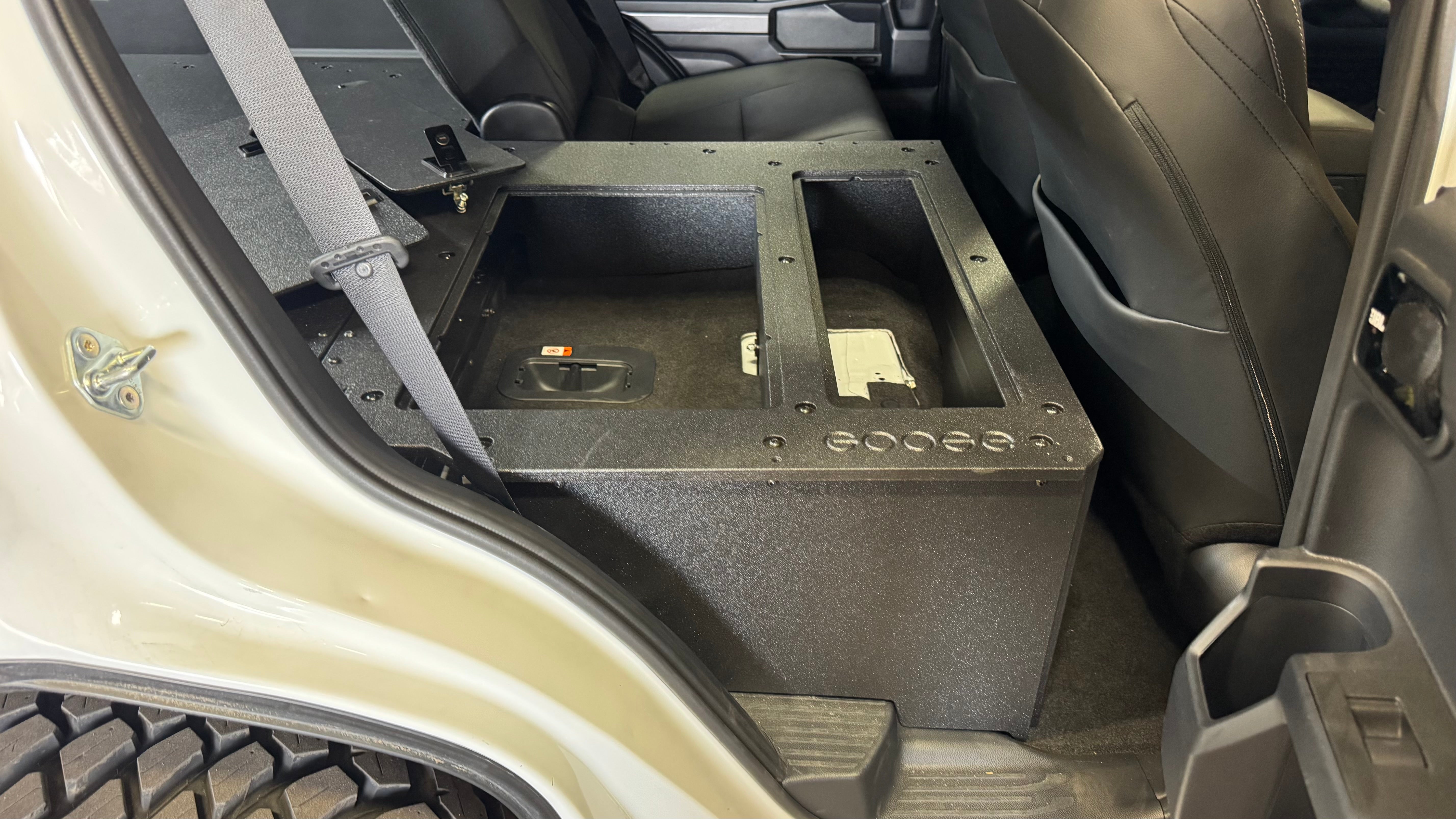 Toyota - 4Runner - 2025-Present - 6th Gen - Hybrid - Plate Based Seat Delete
