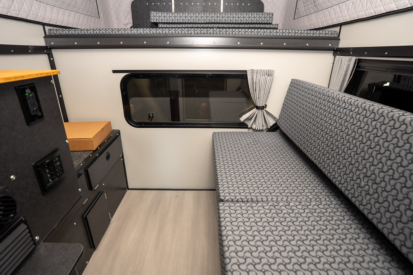 2026 Raven Base With Roll Over Couch