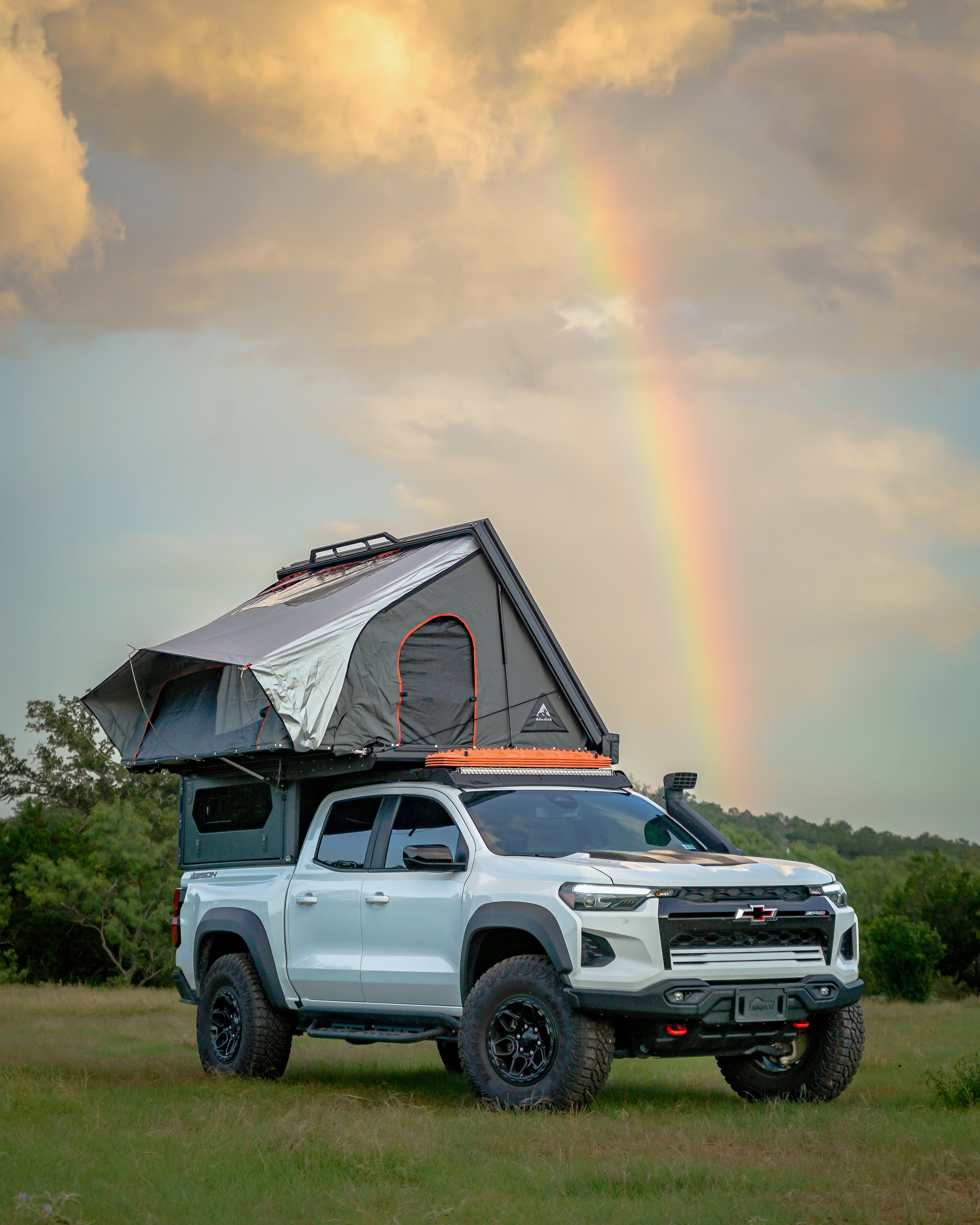 Alu-Cab ModCap Camper / Midsize 5' Bed Trucks