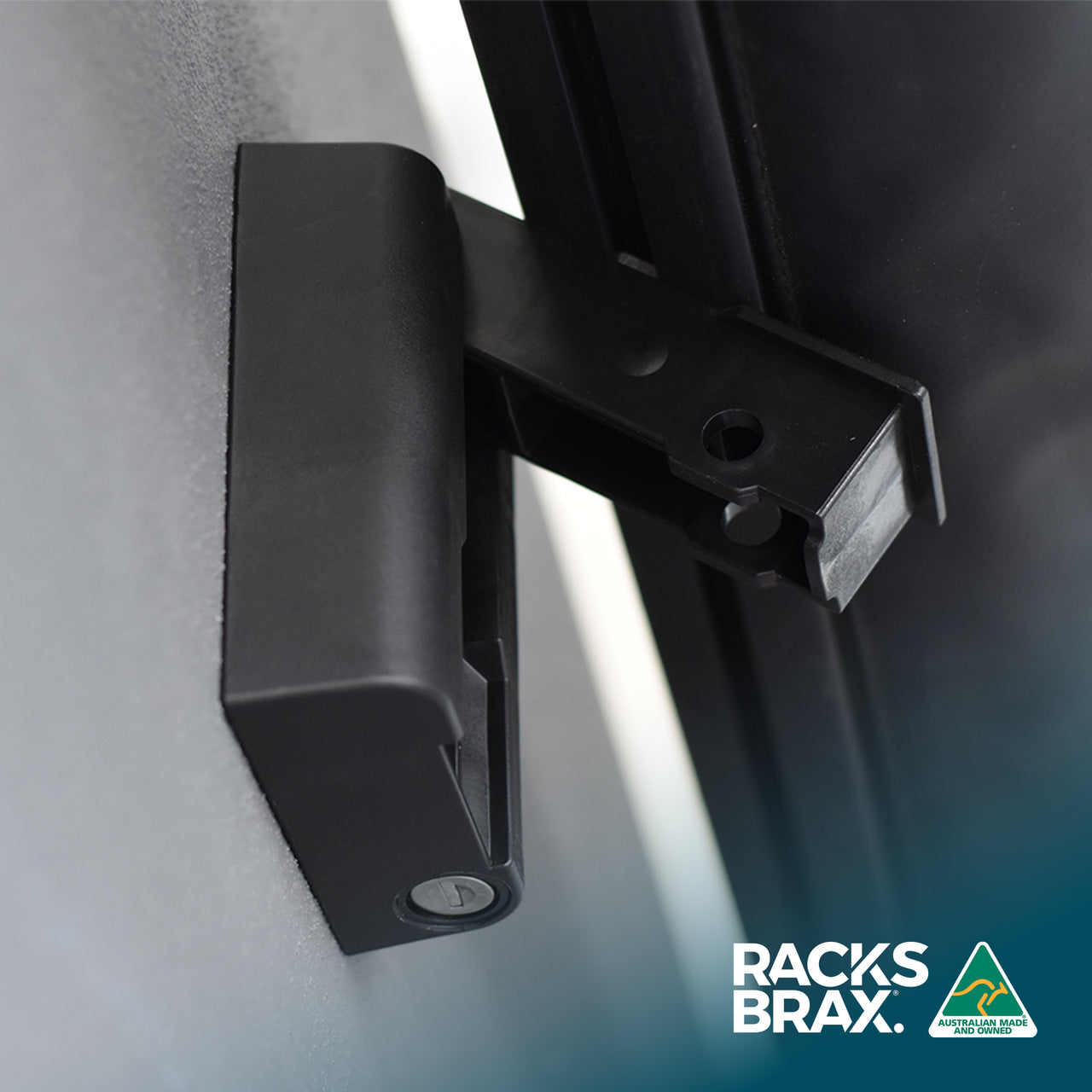 Racksbrax HD Awning Quick Release Hitch