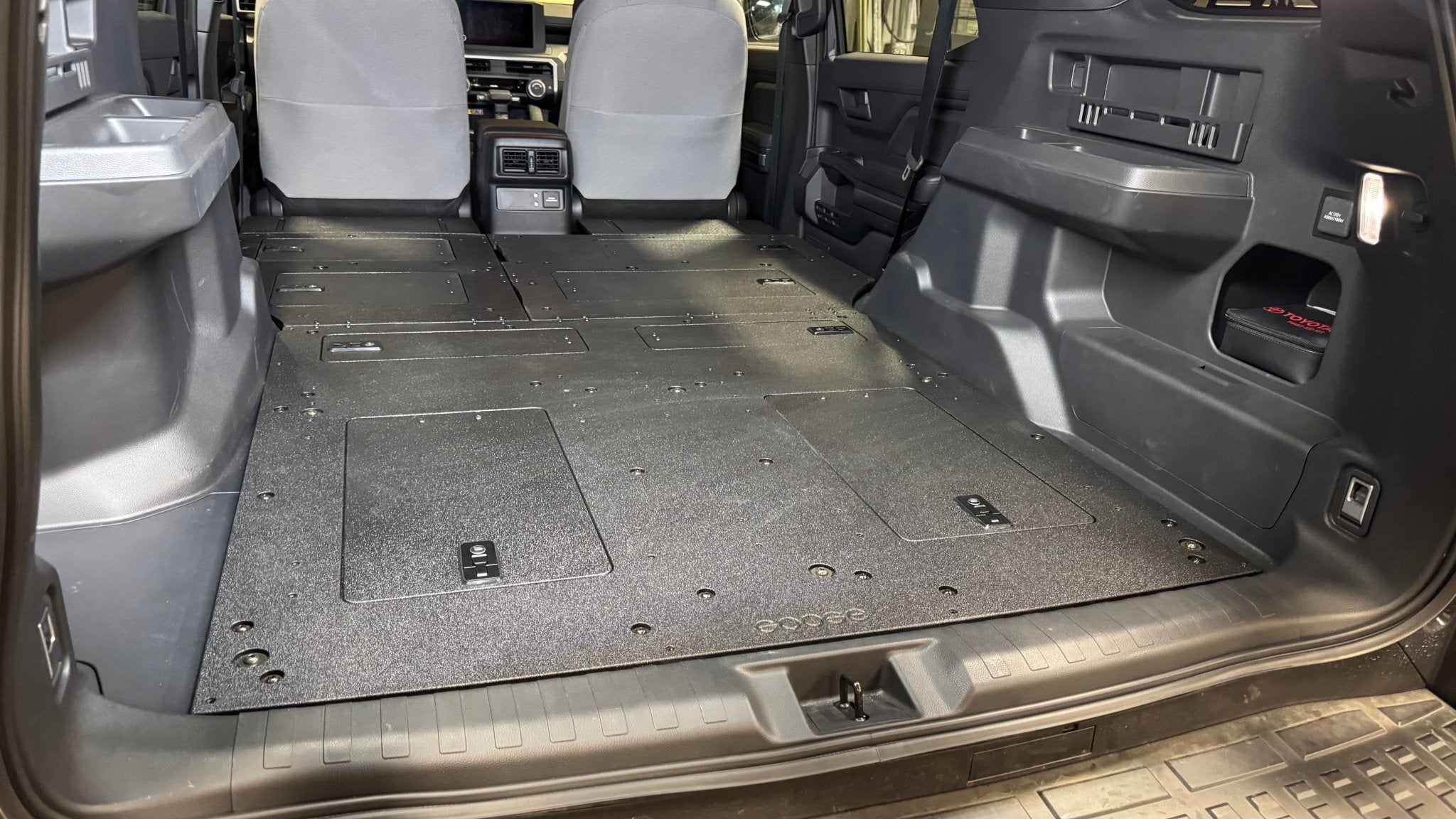 Toyota - 4Runner - 2025-Present - 6th Gen - Explore Series - Seat Delete Plate System - Plate Based - Non-Hybrid - Non-Third Row Vehicles