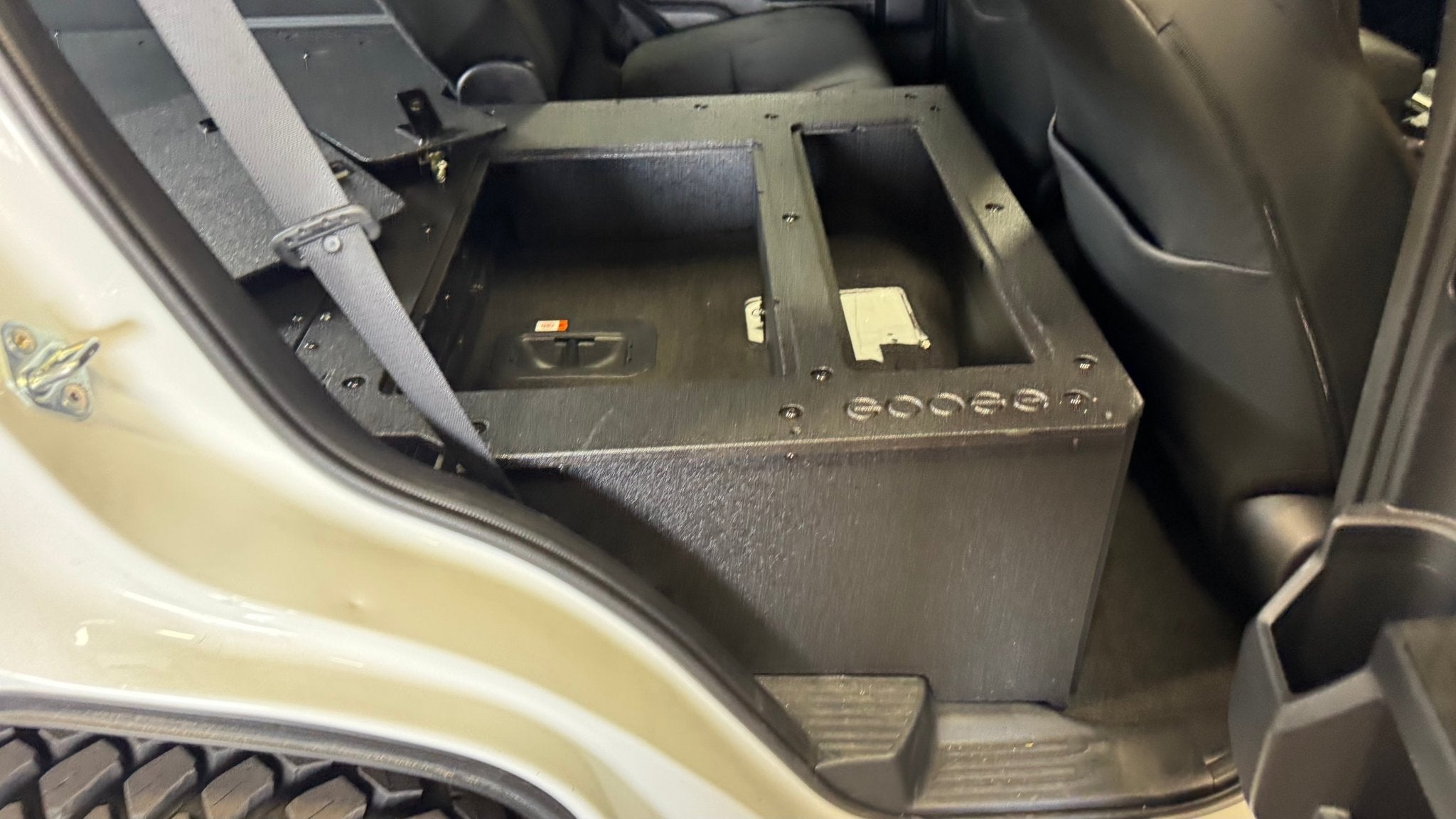 Toyota - 4Runner - 2025-Present - 6th Gen - Hybrid - Plate Based Seat Delete