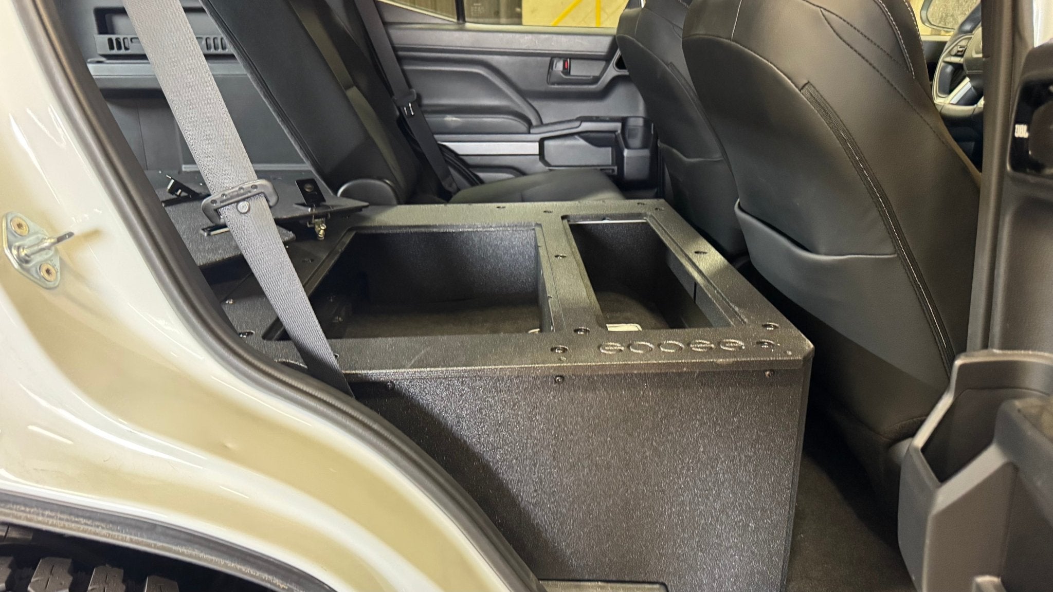 Toyota - 4Runner - 2025-Present - 6th Gen - Hybrid - Plate Based Seat Delete