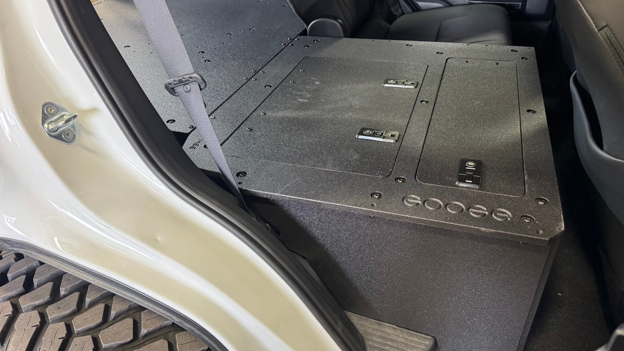 Toyota - 4Runner - 2025-Present - 6th Gen - Hybrid - Plate Based Seat Delete