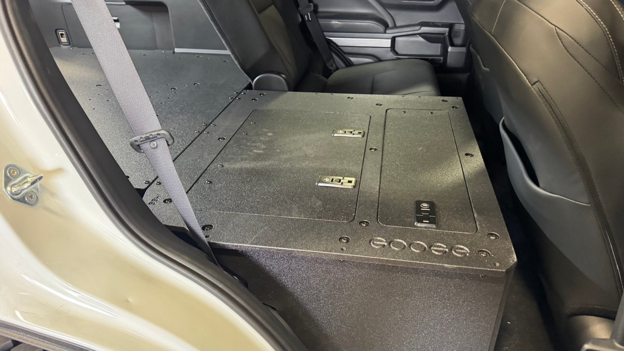 Toyota - 4Runner - 2025-Present - 6th Gen - Hybrid - Plate Based Seat Delete