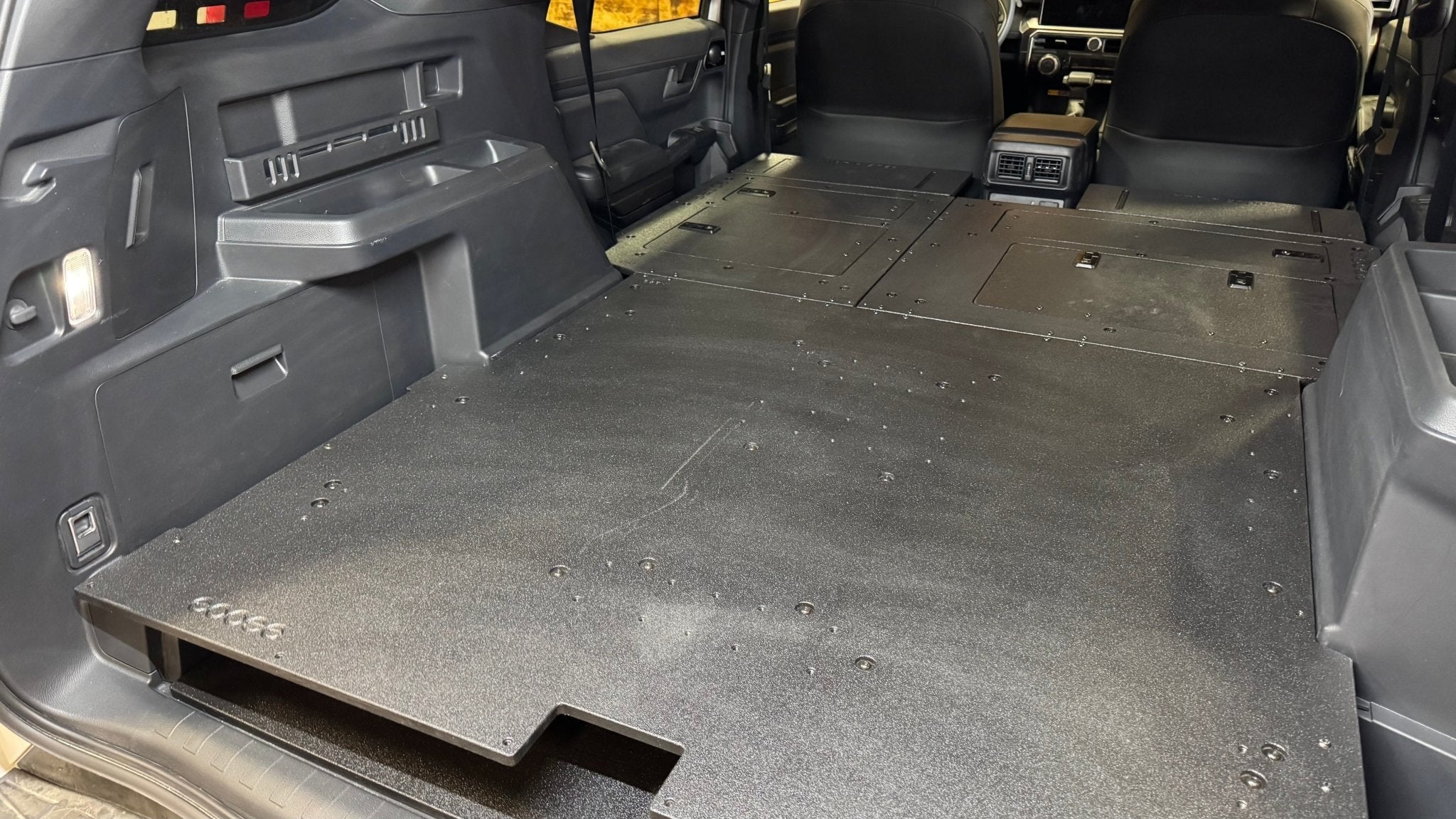Toyota - 4Runner - 2025-Present - 6th Gen - Hybrid - Stealth Sleep Package