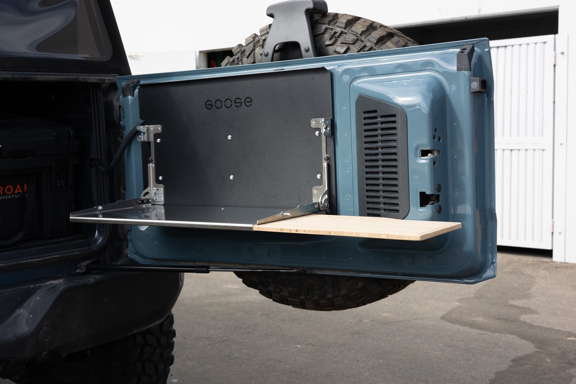 Ford Bronco 2021-Present 6th Gen. - Tailgate Table