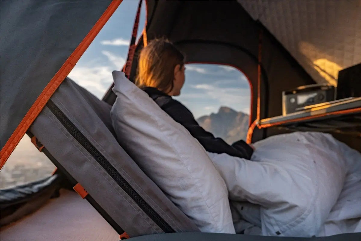 alu cab tent Alu-Cab Gen 3-R Expedition Tent Car Top Tent for Camping