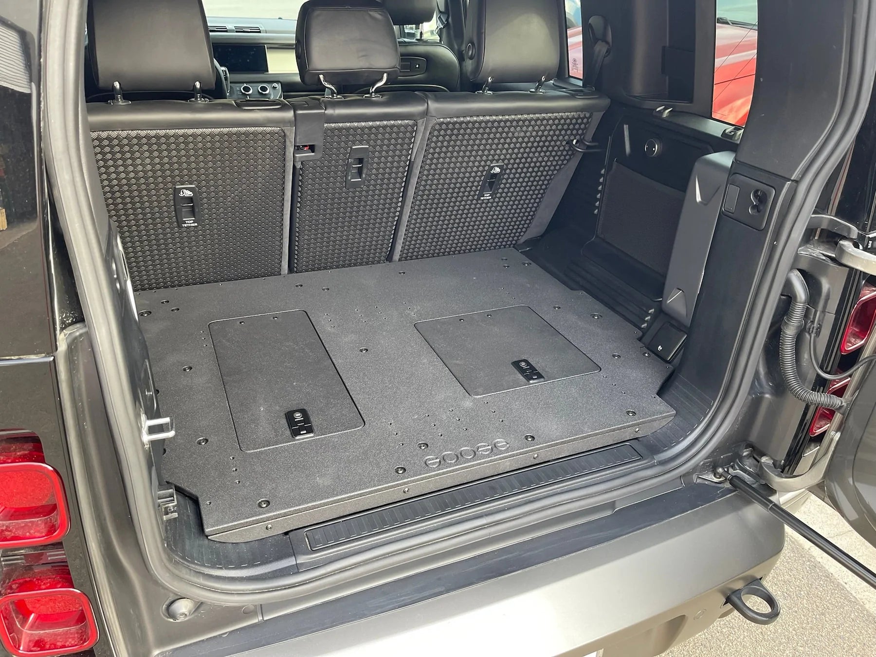 Land Rover Rear Plate Land Rover Defender 2020-Present L663 - Rear Plate System — CB ...