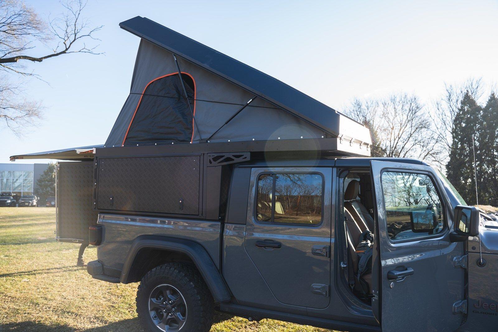 Alu-Cab Jeep Gladiator Canopy Camper
